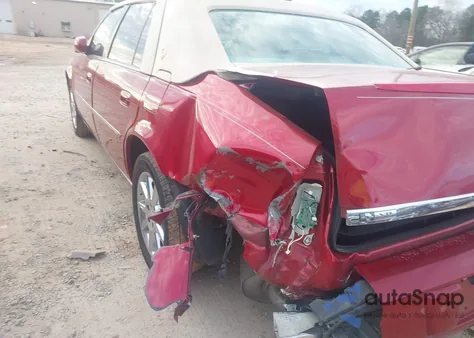 2011 Cadillac Dts Luxury Collection z USA, uszkodzony, nr VIN 1G6KD5E62BU103684